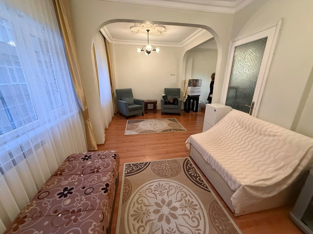 HASEKİ'DE ŞEHİR MERKEZİNDE KİRALIK DAİRE