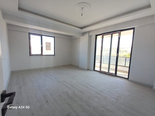 REMAX ŞEHİR DEN SAFRAN YOLUNA CEPHE SIFIR 3+1 DAİRE