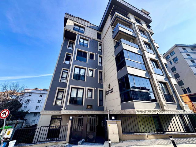 DIKILITAŞTA SIFIR BINADA | 3+1 | 180 M² | 2 GIRIŞLI | DUBLEKS