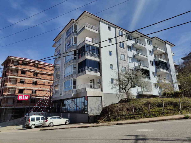 BULANCAK ŞEMSETTIN MAHALLESI’NDE ANA CADDE ÜZERI | DENIZ MANZARALI GENIŞ 3+1 DAIRE