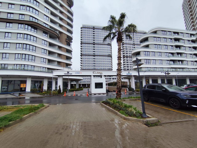 REMAX LEVEL'DAN EVORA'DA LİMAN MANZARALI KİRALIK 1+1 DAİRE