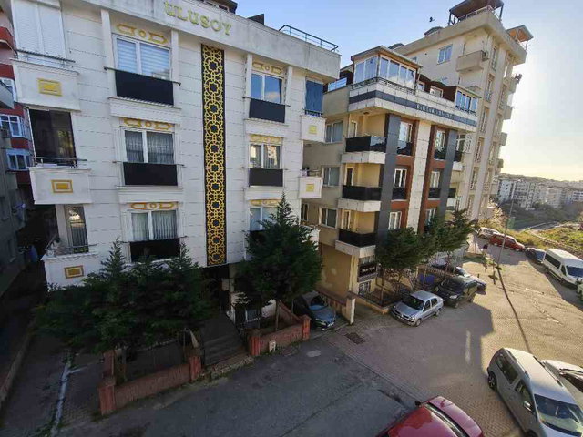 FINDIKLI MAHALLESİ 2+1 KİRALIK SIFIR DAİRE ASANSÖRLÜ