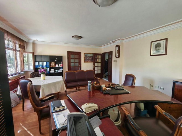 ÇANKAYA YILDIZ'DA MÜKEMMEL LOKASYON, 3+1 ARAKAT, TERASLI DAİRE