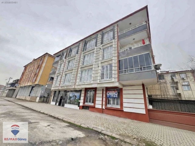 İSKENDER MAHALLESİNDE 2+1 AZ HASRLI DAİRE