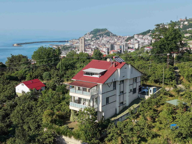 RE/MAX YUNUS EMRE'DEN ÇITLAKKALE’DE  7+2 EŞSİZ TRİPLEKS VİLLA