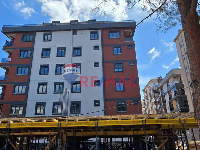 MALTEPE'DE CADDEYE ÇOK YAKIN YENİ BİNADA 3+1 KİRALIK DAİRE
