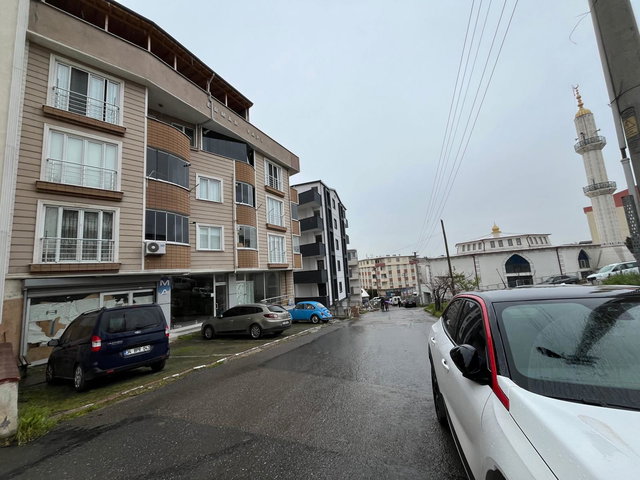 GEBZE K.ÇEŞME MAH.SATILIK İKİ DAİREYE DÖNÜŞTÜRÜLEBİLİR DUBLEX