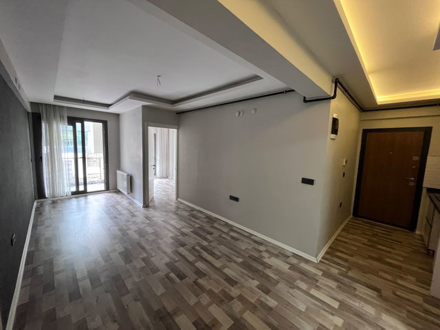 MERKEZİ KONUMDA BUCA KURUÇEŞME MAH. 1+1 DOĞALGAZLI BALKONLU ASANSÖRLÜ ARAKAT KİRALIK DAİRE