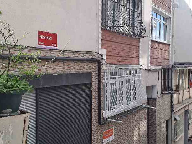 BEYOĞLU'NDA, YATIRIMLIK, SATILIK DAİRE