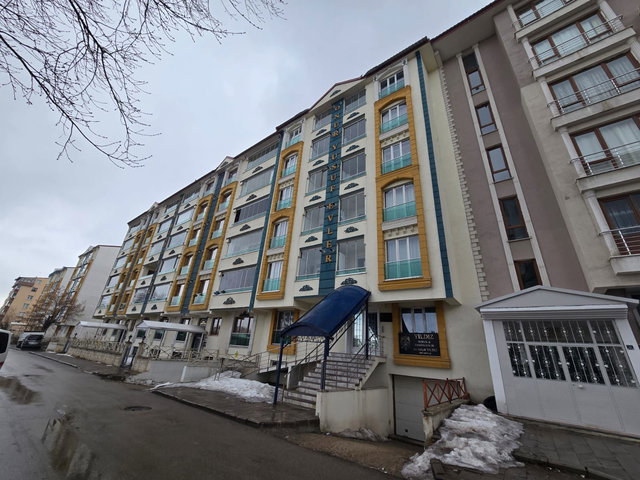 REMAX İLKE'DEN ŞEHİR MERKEZİ'NDE 2+1 KİRALIK DAİRE