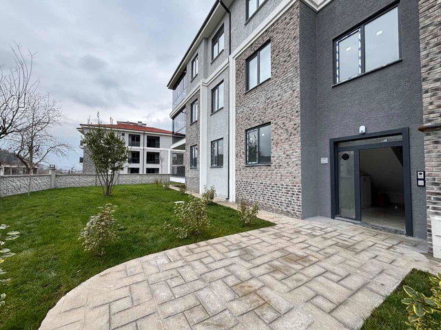 REMAXMAVİ CANSU SOY'DAN ARİFİYE NEVİYE MAHALLESİNDE SATILIK 2+1
