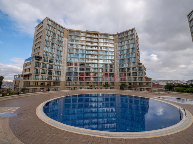 TUZLA EVORA SİTESİNDE A PARSEL’DE SATILIK 1+1 DAİRE