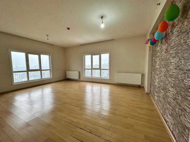 REMAX KULE`DEN STAR TOWERS`TA KİRALIK 3+1 FIRSAT DAİRE