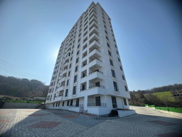 REMAX PARK'TAN HAVUZLU SİTE İÇERİSİNDE KİRALIK 1+1 DAİRE