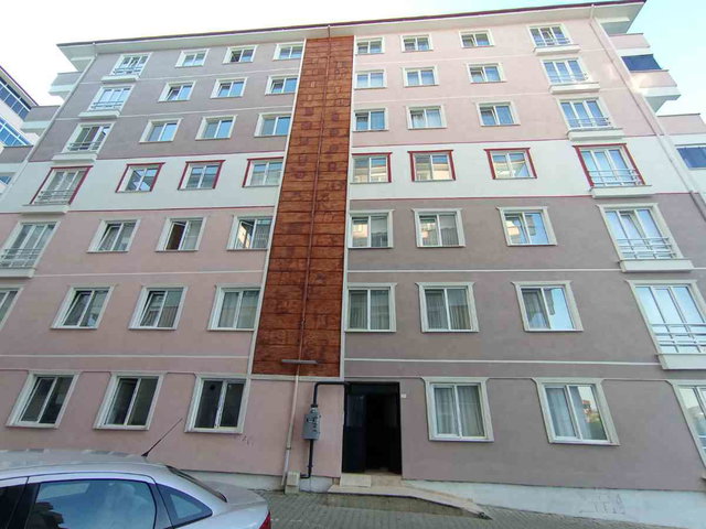 RE/MAX AY DAN GÜMÜŞOVADA 3+1 KIRALIK DAİRE