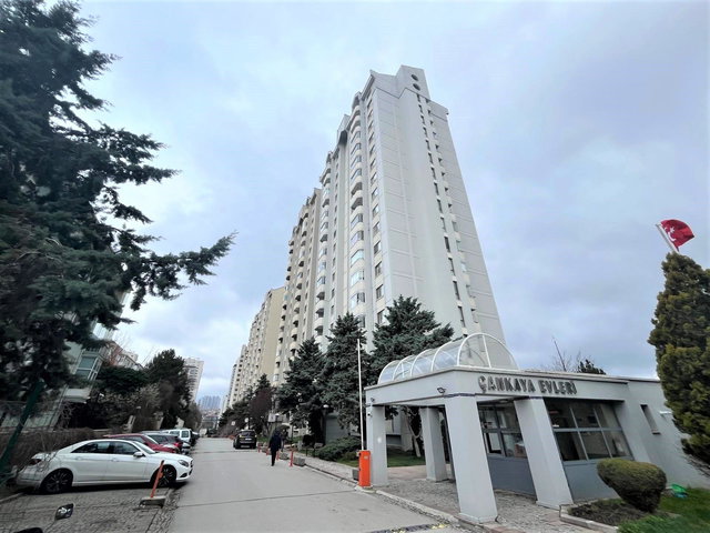ÇANKAYA EVLERİ SİTESİNDE SATILIK 4+1 DAİRE
