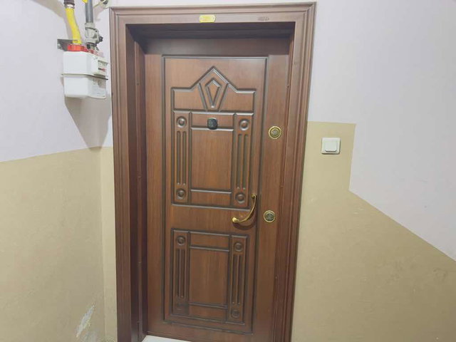 ŞİRİNYER MENDERES CADDESİ ÜZERİ SATILIK 160M2 DAİRE