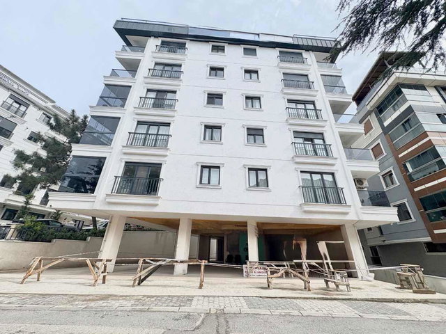 İDEALTEPE'DE DENİZ MANZARALI 3+1 SATILIK DUBLEKS/KAPALI OTOPARK