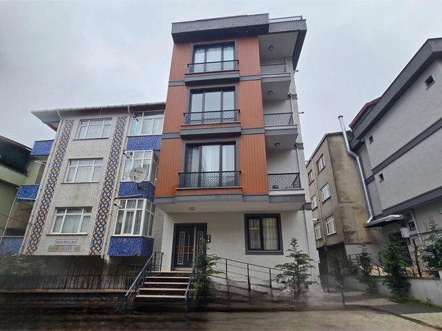 METROYA YÜRÜME MESAFESİNDE YENİ BİNADA GENİŞ 2+1 GİYİNME ODALI FIRSAT DAİRE