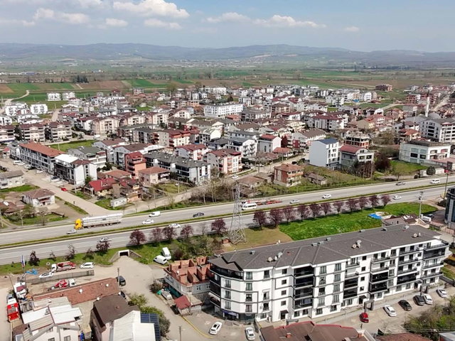 KARTEPE EMEKEVLER TWİNLİFE’TA SATILIK EĞİMSİZ 4+1 ÇATI DUBLEKS