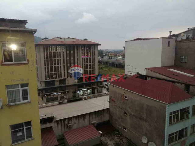 RE/MAX ORİON'DAN RIZE YENIKÖY’DE UYGUN FIYATLI 2+1 KIRALIK DAIRE