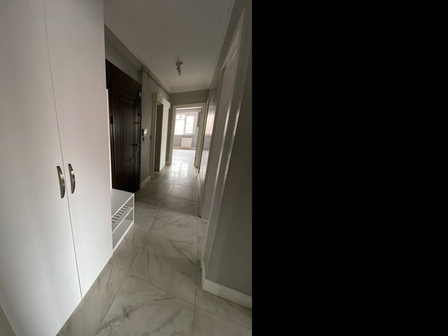 AZ KATLI KÖŞE BİNADA ÖNÜ AÇIK İÇİ YENİLENMİŞ 85M2 NET 2+1