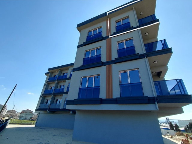 RE/MAX KIYI'DAN MERKEZE YAKIN ASANSÖRLÜ SIFIR KİRALIK DAİRE