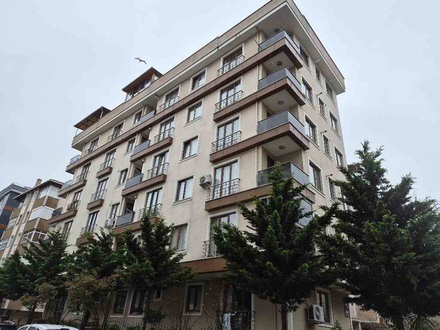 MALTEPE ALTAYÇEŞMEDE 4+1 AYRI KULLANIMLI SATILIK ÜST DUBLEKS