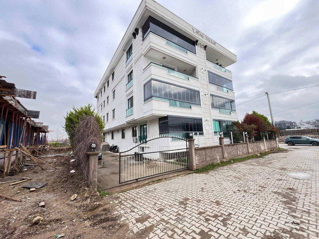 RE/MAX ŞEHİR YALOVA'DAN GAZİOSMANAPAŞA'DA EŞYALI SATILIK DAİRE