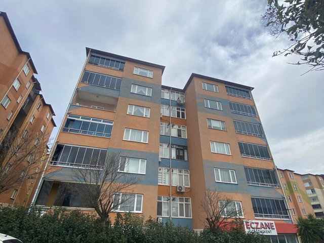 ÇAĞDAŞKENT’TE SİTE İÇİNDE 3+1 | 120 M² NET | MERKEZİ KONUMDA FIRSAT DAİRE
