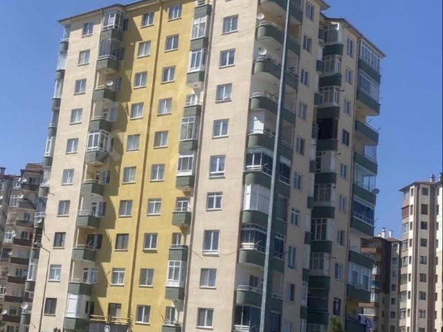 ALTINOLUKTA CADDE ÜSTÜ 3+1