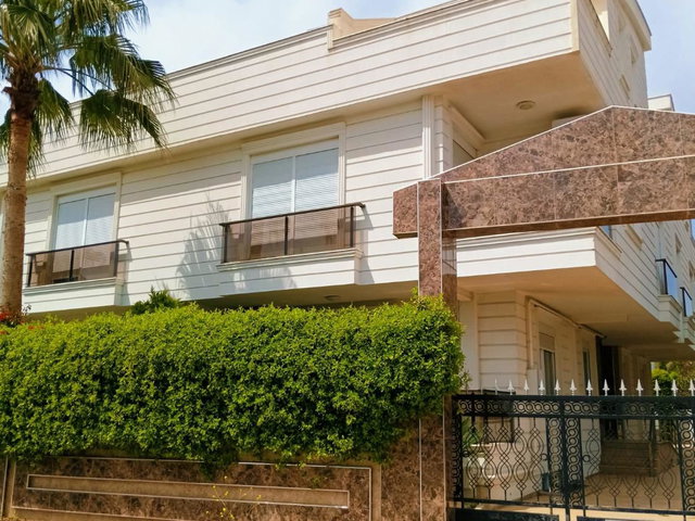 GÜZELOBA'DA  FULL EŞYLI LÜKS 3+1 KIİRALİK DAİRE