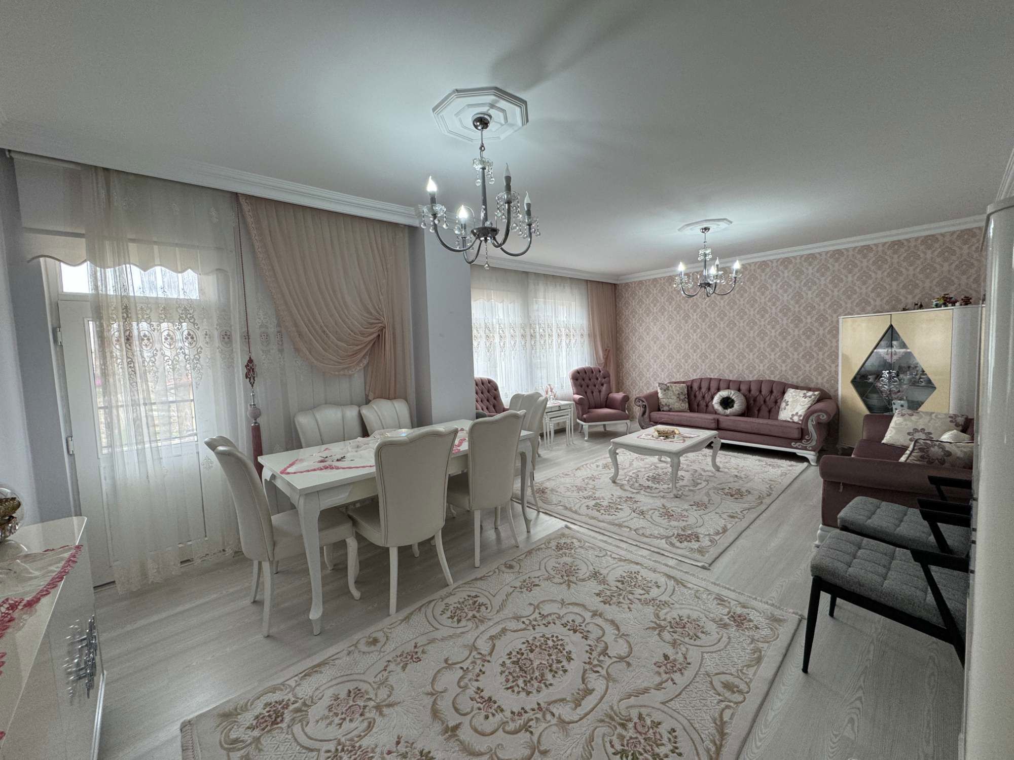 RE/MAX DEĞİŞİMDEN CUMHURİYYET MAH. SATILIK 3+1 DAİRE