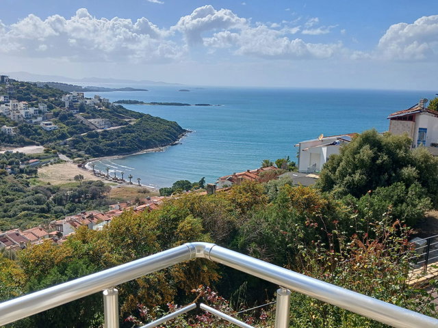 MUĞLA MILAS BOĞAZIÇI’NDE MUHTEŞEM DENIZ MANZARALI 2 + 1 KIRALIK VILLA