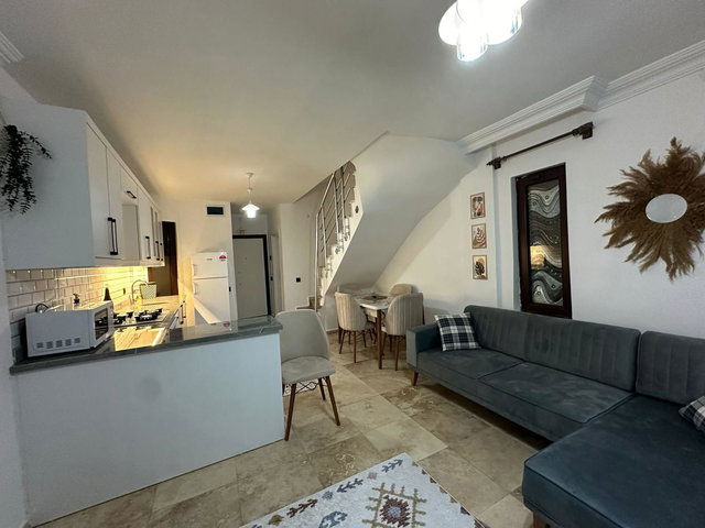 BELEK'İN KALBİNDE SATILIK TRİPLEX VİLLA