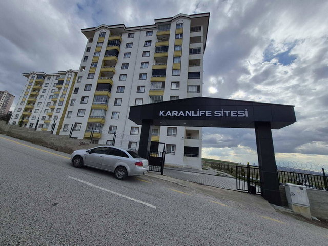 ZİRVEKENT KARANLİFE SİTESİN DE KİRALIK 3+1 DAİRE