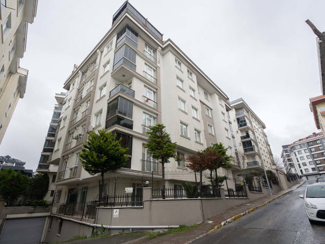 REMAX GELİŞİMDEN BUĞRA KONAKLARINDA SATILIK 2+1 DAİRE