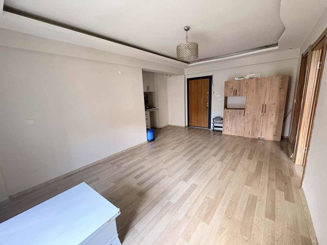 BUCA KURUÇEŞME MAHALLESİNDE SATILIK 1+1 DAİRE