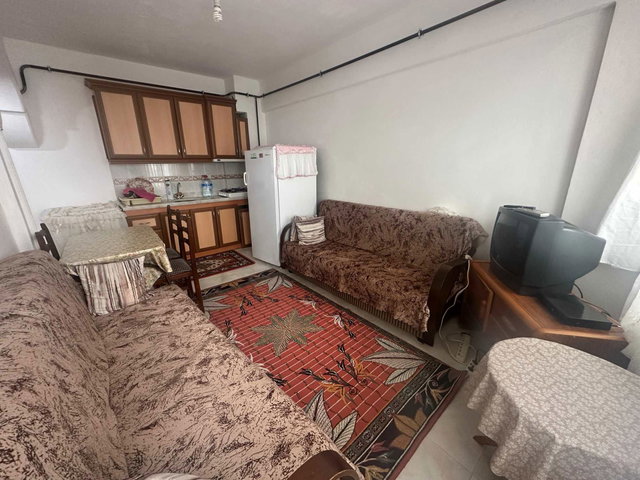 REMAX MAVİ'DEN DENİZE YÜRÜME MESAFESİNDE KİRALIK EŞYALI DAİRE