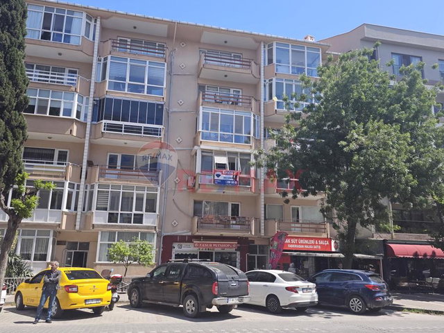 ÇANAKKALE MERKEZ CEVAT PAŞA İNÖNÜ CADDESİ KİRALIK 3+1 DAİRE