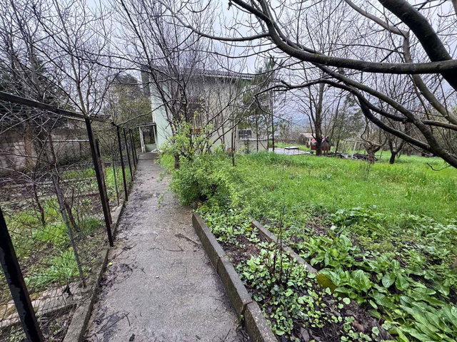 TAVŞANLIDA ÇOK AMACLI KULLANIMA UYGUN KİRALIK VİLLA VE ARSA