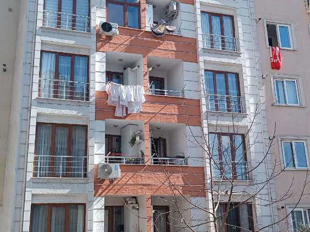 REMAX DEM'DEN KAĞITHANE GÜLTEPE'DE SATILIK 2+1 DAİRE