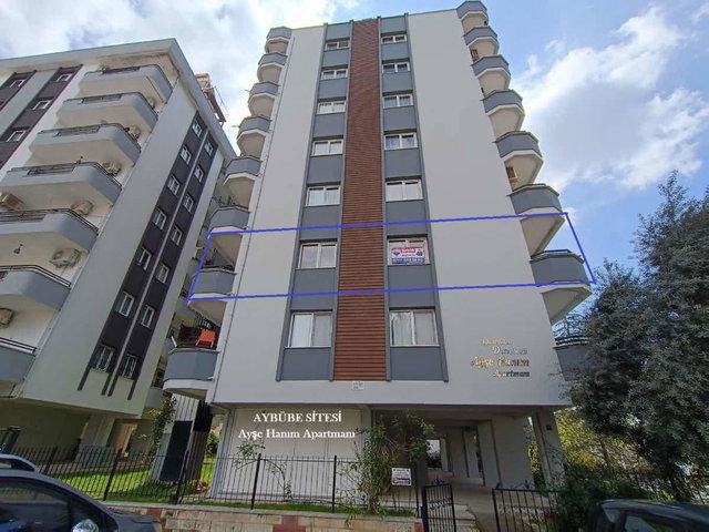 EFELER GİRNE MH HUZUREVİ CD 4+1 GENİŞ ÜÇ YÖNE CEPHELİ HER YERE YÜRÜME MESAFESİNDE FIRSAT DAİRE