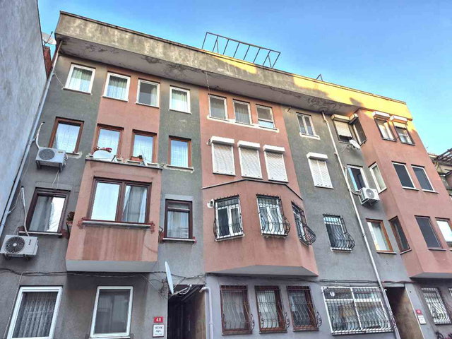 KADIKÖY ACIBADEM DÖRTYOL KOMBILI FIRSAT SATILIK DUBLEKS DAIRE
