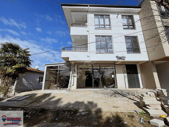REMAX ŞEHİR'DEN YALOVA KADIKÖY SIFIR BİNADA SATILIK 2+1 DAİRE