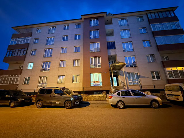 REMAX İLKE'DEN YILDIZKENT'TE 2+1 SATILIK DAİRE