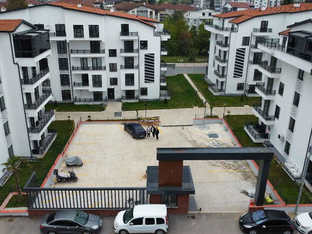 RE/MAX EXCLUSİVE'DEN KARAKÖPRÜ MAH.SATILIK SIFR 3+1 DUBLKS DAİRE