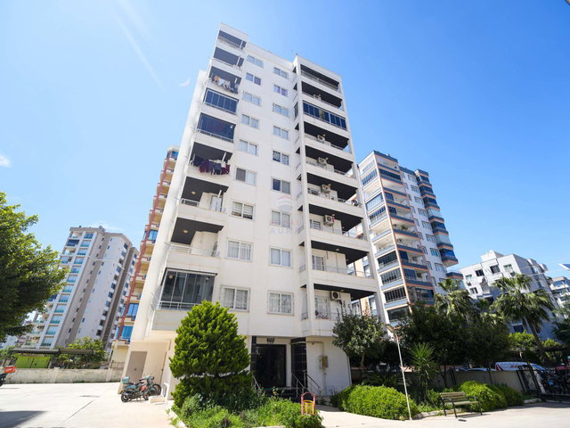 RE/MAX AURADAN YENİŞEHİR ÇİFTLİKKÖY'DE SİTE İÇİ SATILIK 3+1DAİRE
