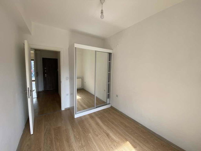 TORBALI YEDİEYLÜL MAH SATILIK HAVUZ CEPHE 1+1 ARA KAT LÜKS DAİRE