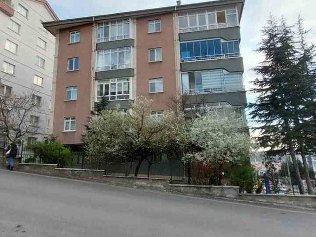 GENERAL ZEKİ DOGAN MAH DE 3+1 SATILIK DAIRE
